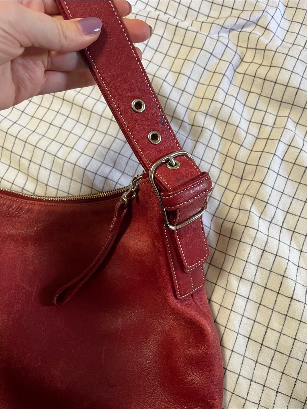 Vintage Red Coach Shoulder Bag - Picture 2 of 6